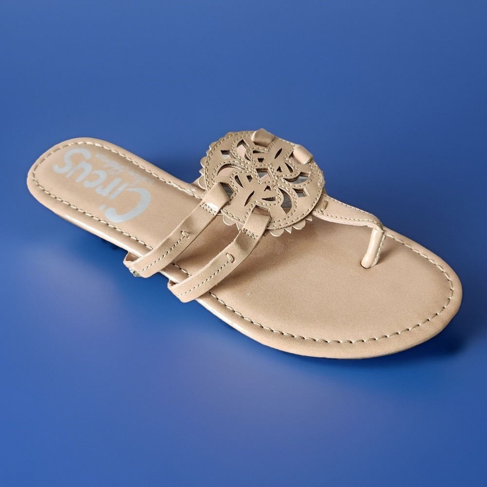 Women's Neutral Cutout Medallion Toe-Post Sandal